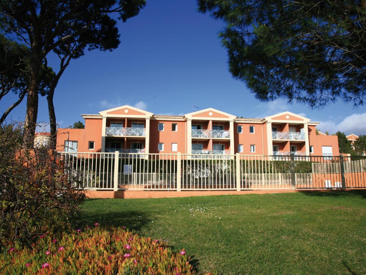 Lagrange Vacances Le Domaine Des Grands Pins Сен-Рафаэль Экстерьер фото